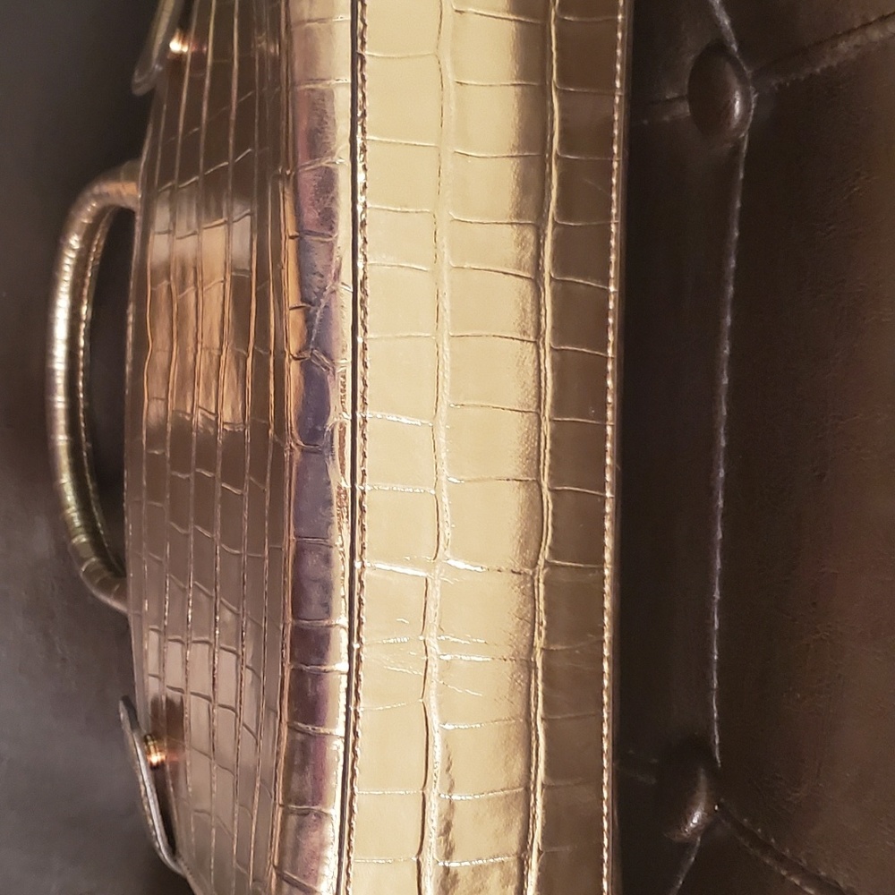 Michael Kors Gold bag - Picture 6 of 6